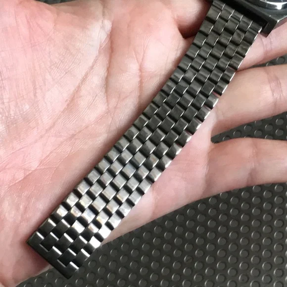 🖤NIXON minimal time teller man’s watch
